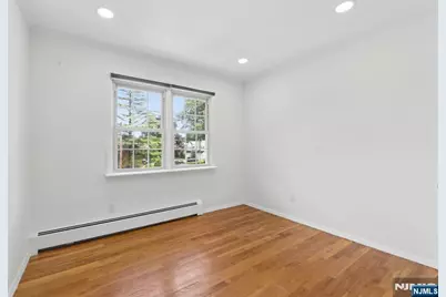81 Cortland Place, Tenafly, NJ 07670 - Photo 20