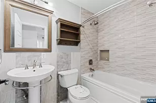 40 Oakdene Ave B, Palisades Park, NJ 07650 - Photo 36