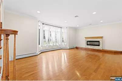 40 Oakdene Avenue B #B, Palisades Park, NJ 07650 - Photo 6