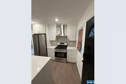 381 Terrace Avenue 1 #1, Hasbrouck Heights, NJ 07604 - Photo 2