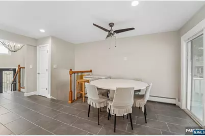 12 Manning Road, Paramus, NJ 07652 - Photo 6