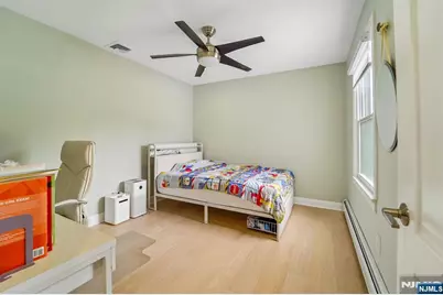 12 Manning Road, Paramus, NJ 07652 - Photo 20