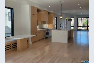 1047 Anderson Avenue B #B, Fort Lee, NJ 07024 - Photo 4