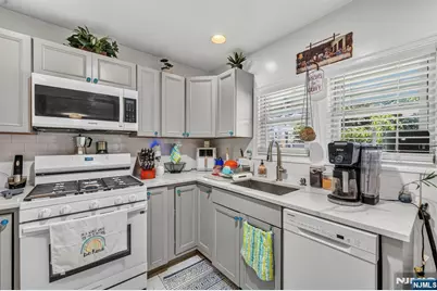 97 Wabash Avenue, Paterson, NJ 07503 - Photo 8