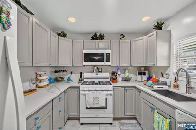 97 Wabash Avenue, Paterson, NJ 07503 - Photo 6