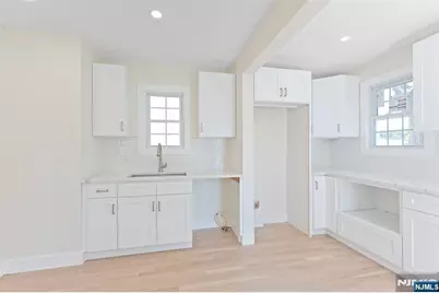 693 Chestnut Avenue, Teaneck Township, NJ 07666 - Photo 6