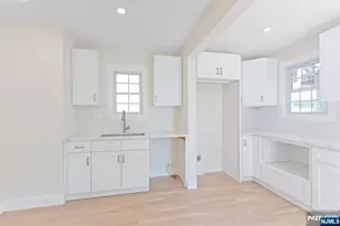 693 Chestnut Ave, Teaneck Township, NJ 07666 - Photo 6