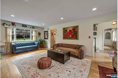 39 Jacobus, Little Falls Township, NJ 07424 - Photo 6