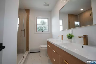 453 8th Street, Palisades Park, NJ 07650 - Photo 20