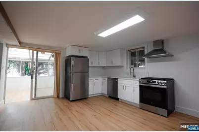 453 8th Street, Palisades Park, NJ 07650 - Photo 28