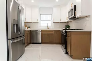453 8th St, Palisades Park, NJ 07650 - Photo 14