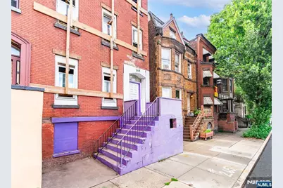 265 Ml King Boulevard, Newark, NJ 07102 - Photo 2