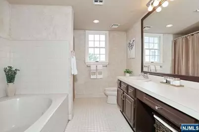 101 Quartz Lane, Paterson, NJ 07501 - Photo 14