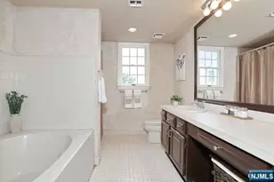 101 Quartz Ln, Paterson, NJ 07501 - Photo 14