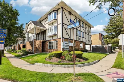 33 Henry Place B2 #B2, Hackensack, NJ 07601 - Photo 2