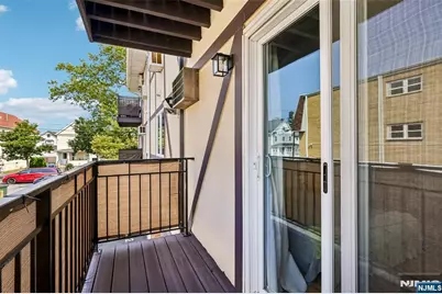 33 Henry Place B2 #B2, Hackensack, NJ 07601 - Photo 18