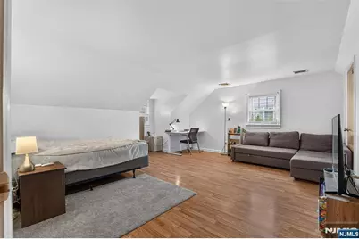 7 Glenwood Avenue, Leonia, NJ 07605 - Photo 22