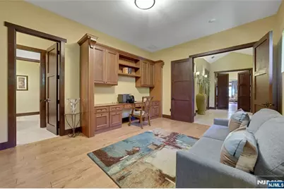 900 Laurie Lane, Franklin Lakes, NJ 07417 - Photo 28