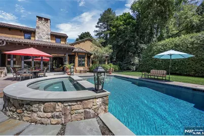 900 Laurie Lane, Franklin Lakes, NJ 07417 - Photo 42