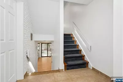 300 Pond Court 5E #5E, Washington Township, NJ 07676 - Photo 6
