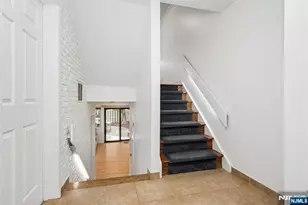 300 Pond Ct 5E, Washington Township, NJ 07676 - Photo 6