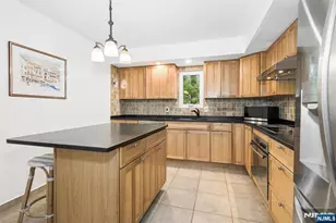 300 Pond Ct 5E, Washington Township, NJ 07676 - Photo 12