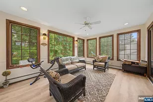 34 Cavell Pl, Caldwell, NJ 07006 - Photo 6