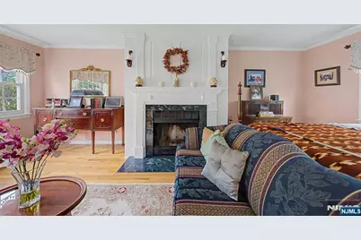 34 Cavell Place, Caldwell, NJ 07006 - Photo 6
