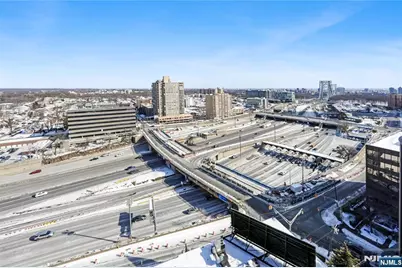 2077 Center Avenue 20F #20F, Fort Lee, NJ 07024 - Photo 28