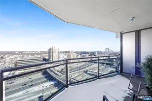 2077 Center Ave 20F, Fort Lee, NJ 07024 - Photo 16