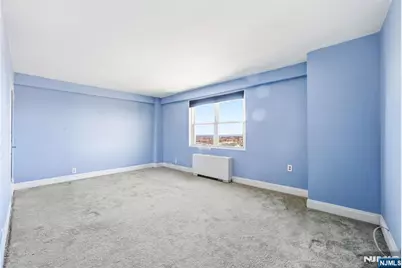 2077 Center Avenue 20F #20F, Fort Lee, NJ 07024 - Photo 6