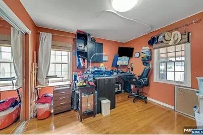 446 Post Avenue, Lyndhurst Township, NJ 07071 - Photo 12