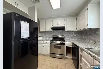 446 Post Avenue, Lyndhurst Township, NJ 07071 - Photo 16
