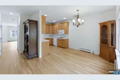 156 Stonegate Trail 156 #156, Cresskill, NJ 07626 - Photo 6