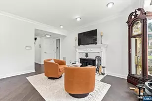 19 Hillside Rd, Manalapan Township, NJ 07726 - Photo 10