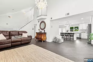 19 Hillside Rd, Manalapan Township, NJ 07726 - Photo 2
