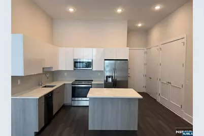 470 Main Street 304 #304, Fort Lee, NJ 07024 - Photo 1