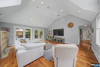 43 Royden Road, Tenafly, NJ 07670 - Photo 4