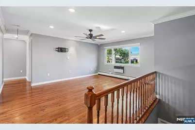 39 Manchester Court 122 #122, Wayne, NJ 07470 - Photo 6