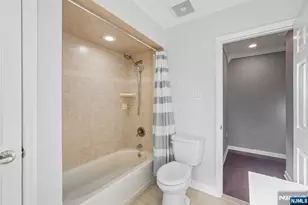 39 Manchester Ct 122, Wayne, NJ 07470 - Photo 24