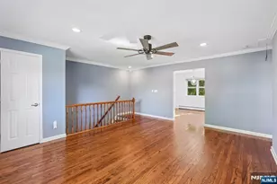 39 Manchester Ct 122, Wayne, NJ 07470 - Photo 4