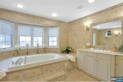 457 Devonshire Drive, Franklin Lakes, NJ 07417 - Photo 28