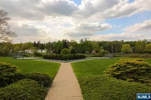 207 N Maple Ave, Park Ridge, NJ 07656 - Photo 14