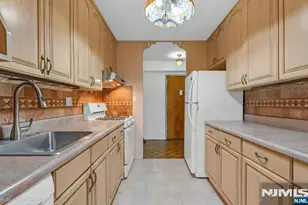 2185 Lemoine Ave 2C, Fort Lee, NJ 07024 - Photo 14