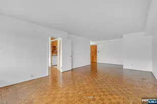 2185 Lemoine Ave 2C, Fort Lee, NJ 07024 - Photo 10