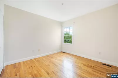 337 The Promenade 337 #337, Edgewater, NJ 07020 - Photo 22
