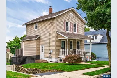 521 9th Street, Carlstadt, NJ 07072 - Photo 2