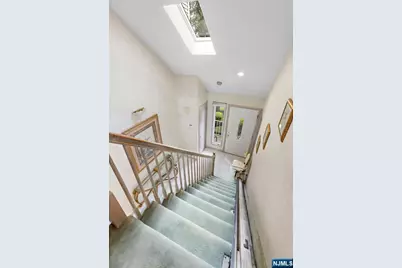 675 Raritan Road 6 #6, Clark Township, NJ 07066 - Photo 14