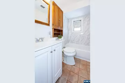 26 Kearney Street, Lyndhurst Township, NJ 07071 - Photo 12