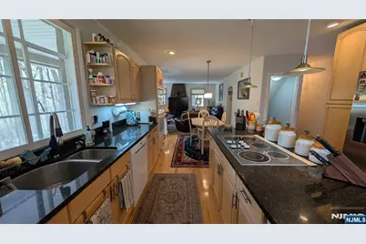 540 Hamburg Turnpike, West Milford, NJ 07480 - Photo 8